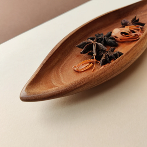 Bit of Meraki - Akashmoni Wood Leaf Serving Tray